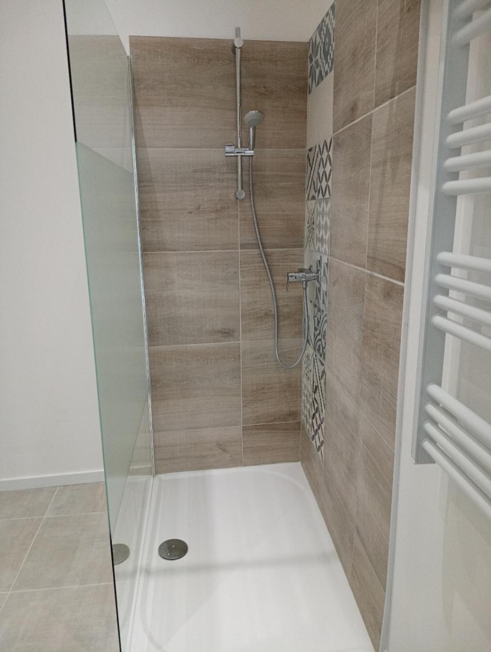 Appart Proche Toutes Commodites Souvigny Exterior foto